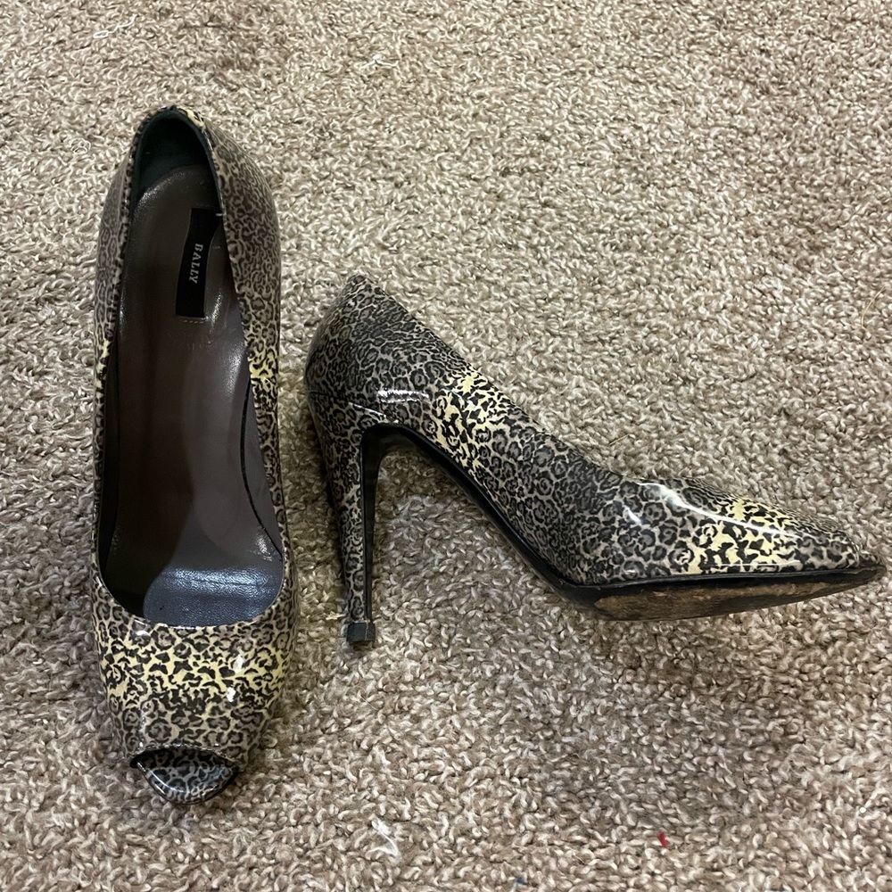 Bally print open toe heels shoes. 8.5